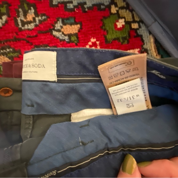 Bundle of 4 scotch and soda and club Monaco men’s slim leg chinos - Picture 7 of 9